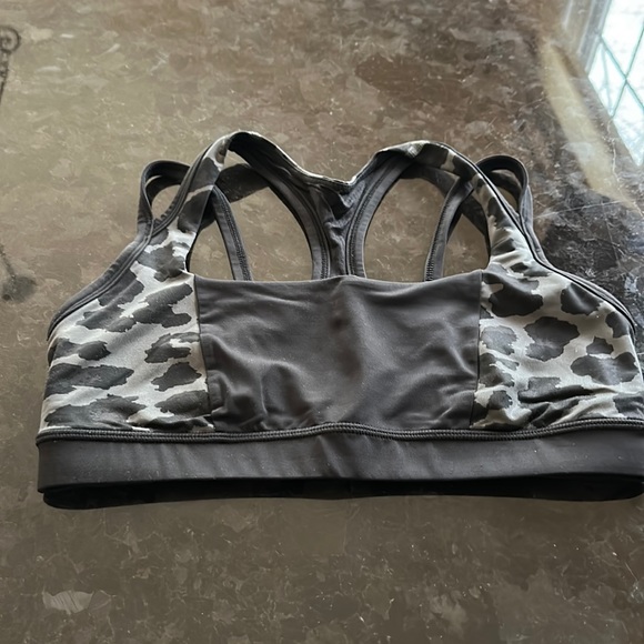 lululemon athletica Other - Lululemon Sport Bra , size 8,medium support,black and grey color,good condition
